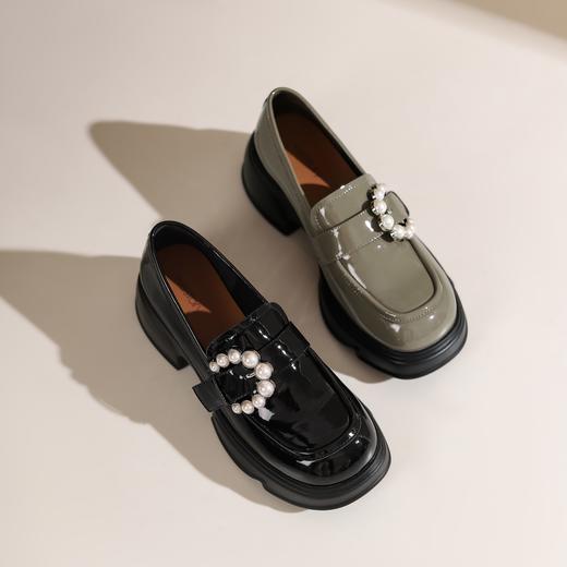 westory2024秋季新款时尚优雅单鞋珍珠饰扣水钻气质百搭平底乐福鞋女S24CM74721 商品图0