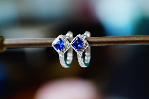 0.5ct 蓝宝石耳扣 商品图1