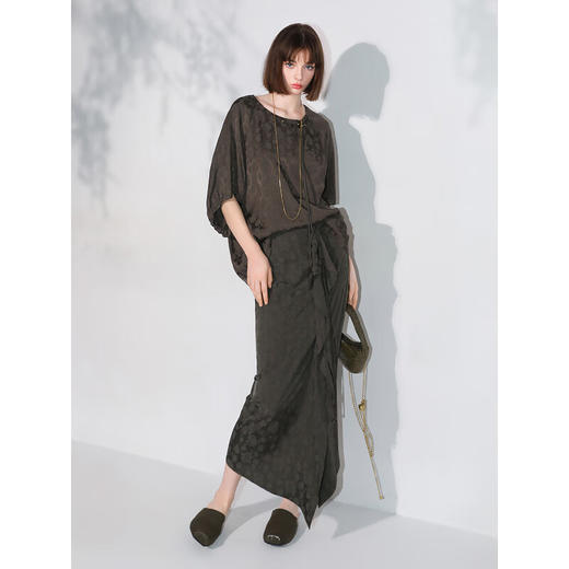 COCOBELLA[100%人丝]新国风提花飘带半身裙开叉裹身裙HS7036 商品图1