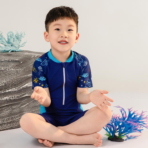 【120-150码】熳洁儿 儿童泳装短袖男童连体泳衣速干24206601 商品图2