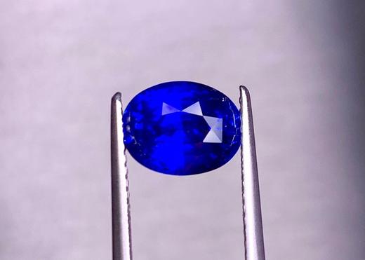 2.59ct 蓝宝石裸石 商品图2