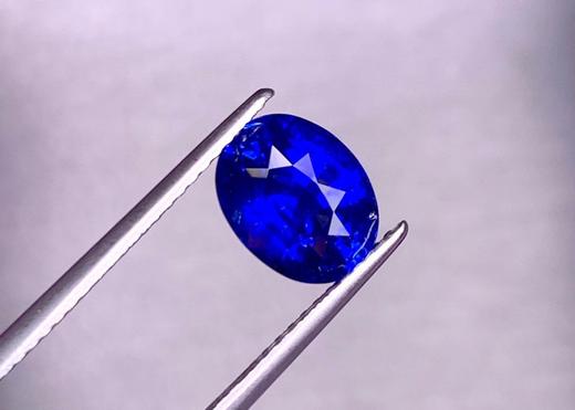 2.59ct 蓝宝石裸石 商品图1