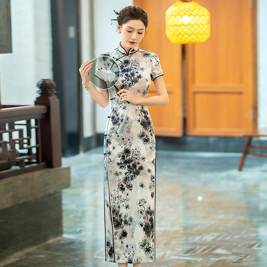 WX-新款真丝旗袍年轻款修身气质长款改良版手工缝制桑蚕丝起泡 商品图1