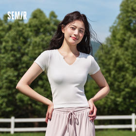 森马内衣女简约纯色短袖上衣修身显瘦V领打底温柔软糯内搭可外穿