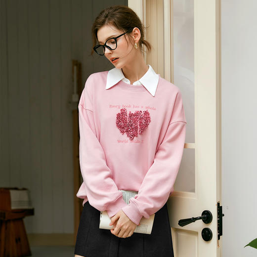 OLrain欧芮儿法式粉色爱心卫衣女早秋2024年新款宽松休闲圆领上衣 商品图1