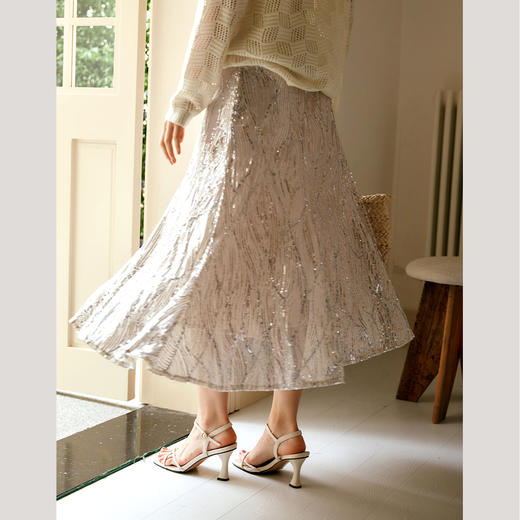 
OLrain欧芮儿法式鱼尾半身裙女早秋2024年新款高腰显瘦亮片中长裙 商品图1