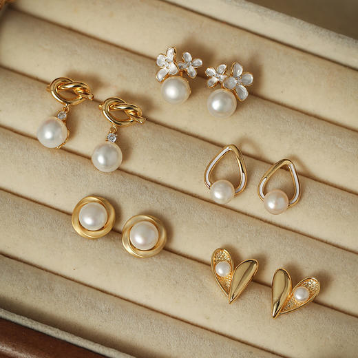 MANREYA玛芮雅“夏日秘境”5天&7天淡水珍珠耳钉套盒 商品图7