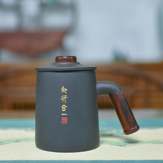 羽诗制造出品 心有山海将军杯宣砚松烟墨块礼盒套装 商品图2