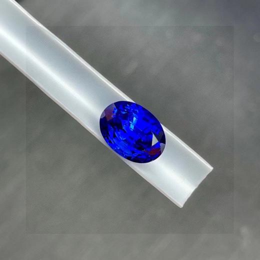 2.01ct 蓝宝石裸石 商品图5