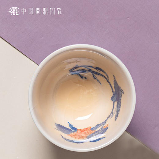 问鼎钧瓷鹅黄青花精工款毓秀杯(绣球蝶恋) 商品图1