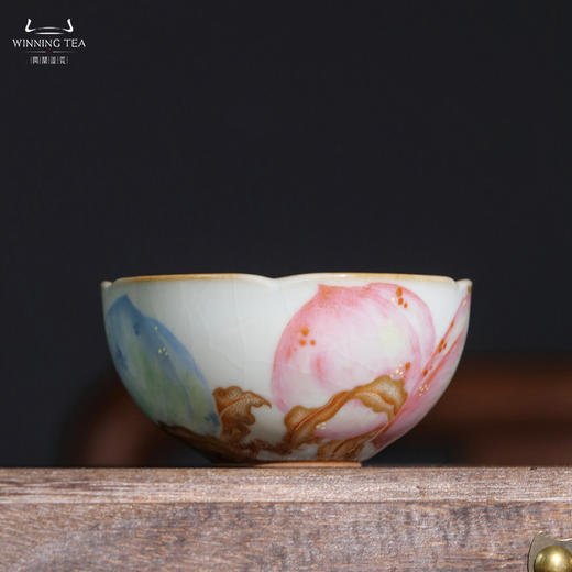 问鼎汝瓷鼎峰系列天青恋花杯（三桃）（缺货） 商品图0