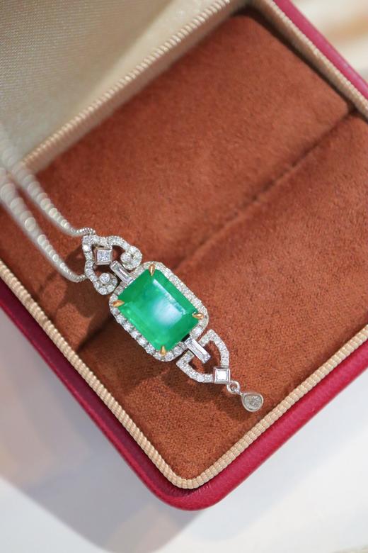 3.9ct 祖母绿吊坠 商品图1