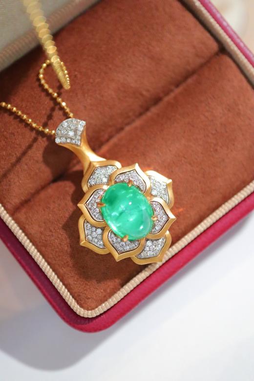 4.69ct 祖母绿吊坠 商品图5