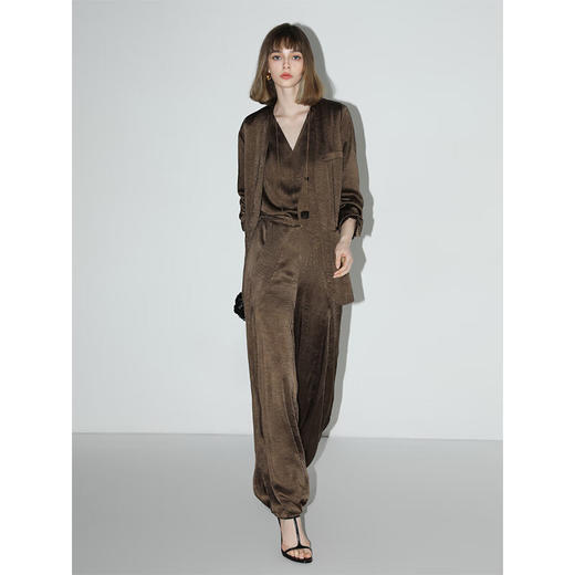 COCOBELLA奢感通勤质感肌理缎面高腰打褶多色灯笼裤PA3011 商品图3