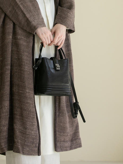 牧衣游 文艺复古真皮单肩斜跨包 简语【不支持会员折】 商品图0