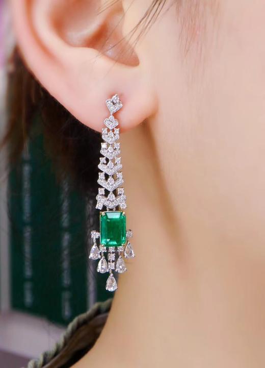 3.9ct 祖母绿耳环 商品图4