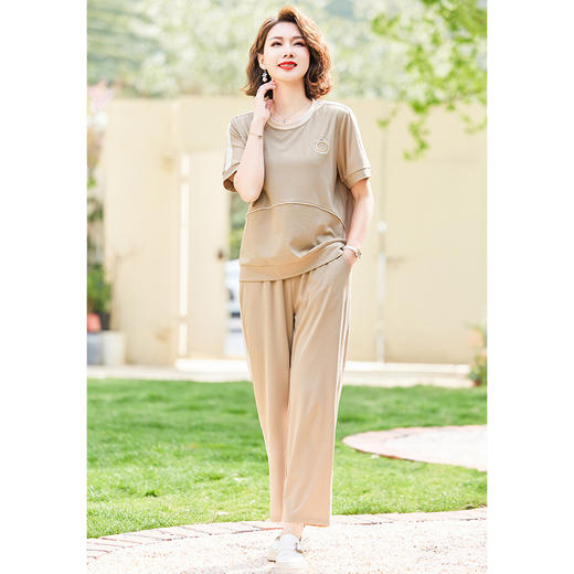 W62休闲妈妈夏季时尚运动套装中老年夏装宽松洋气薄款短袖上衣两件套 商品图0