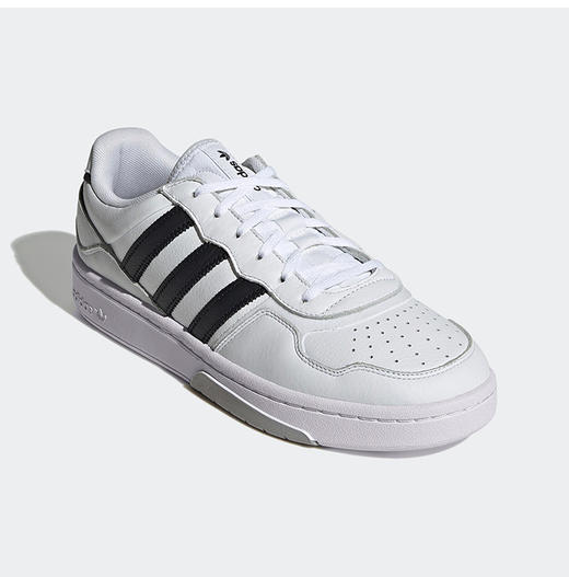 5折【自营】adidas/阿迪达斯  COURTIC三叶草男女款经典运动板鞋 JQ5042 商品图2