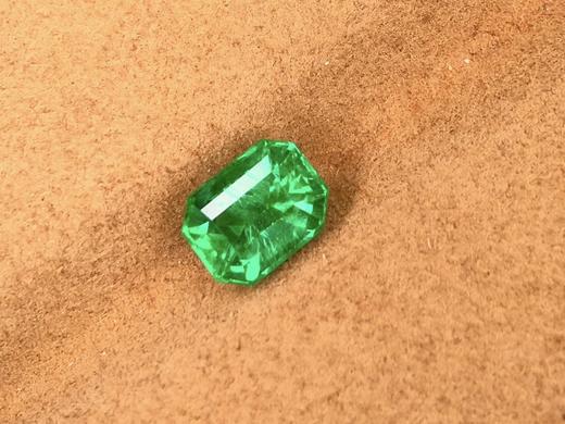 2.29ct 祖母绿裸石 商品图3