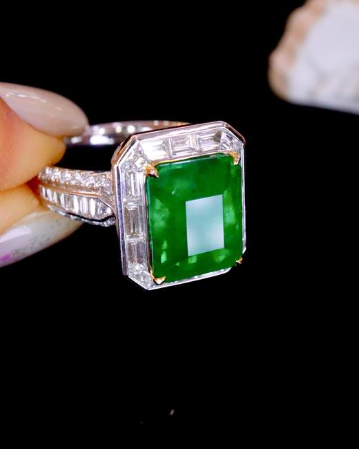 4.57ct 祖母绿戒指 商品图3