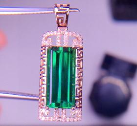 4.1ct 碧玺吊坠
