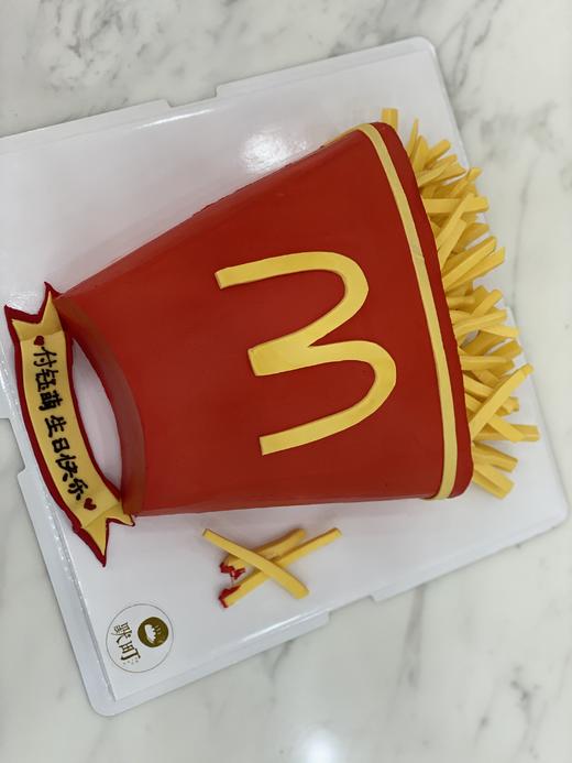 M记薯条造型翻糖(一层夹心，高度约8cm，长度约26cm) 商品图1