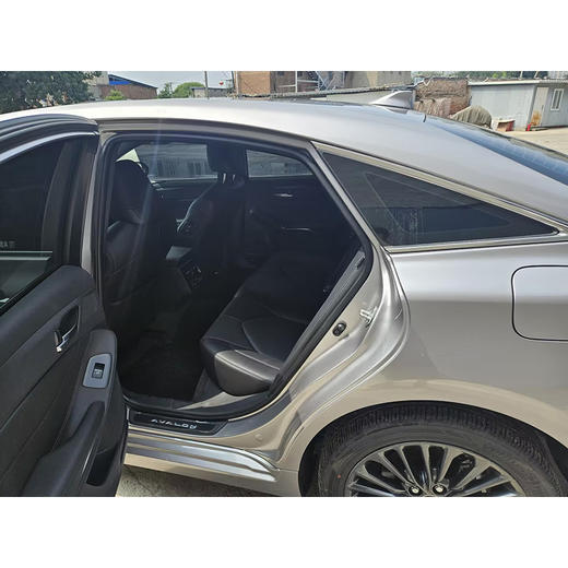 丰田 亚洲龙 2.0L 豪华版【长租-北京】 商品图5