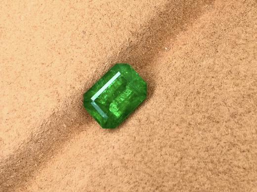 2.26ct 祖母绿裸石 商品图2