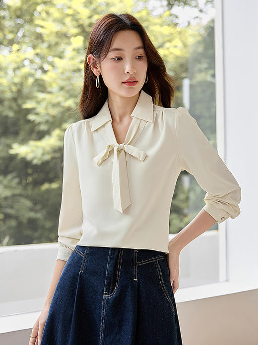 【年终特卖】熙世界25秋新款法式飘带蝴蝶结衬衣女通勤职场缎面长袖衬衫上衣 商品图2