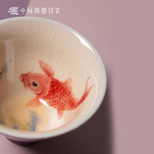 问鼎钧瓷鹅黄青花斗笠杯（清波锦鲤） 商品图4