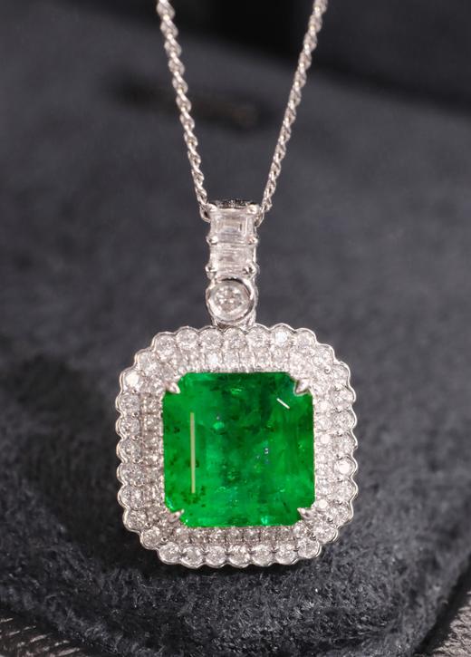 2ct 祖母绿吊坠 商品图0