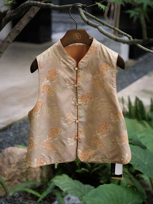 盛唐婧 |真丝异色罗梅花三弄马甲 商品图3