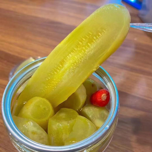 宏丰精选 瑞金华嚒嚒酸黄瓜，爽口脆，酸酸辣辣，活动价19.9一瓶 商品图1