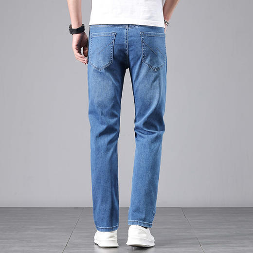 赤兔嗨购男装宽松直筒弹力不束缚牛仔裤2024年秋冬新款水洗长裤宽腿 商品图8
