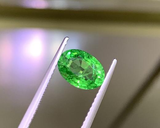 2.08ct 沙弗莱裸石 商品图0