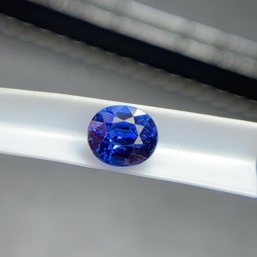 2.03ct 蓝宝石裸石 商品图1