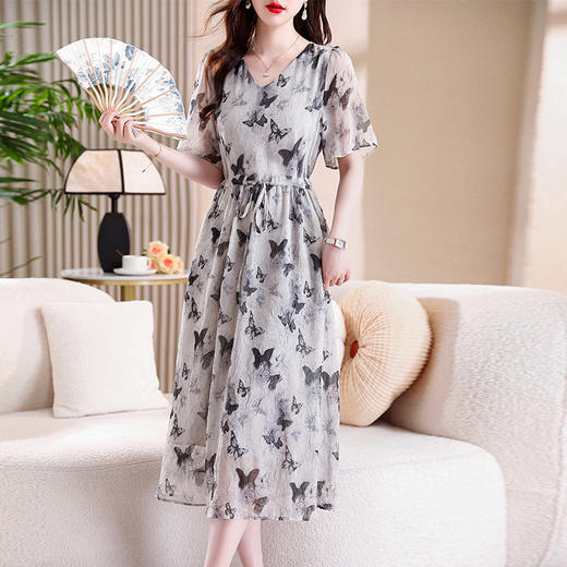雀说新款印花减龄v领花边系带收腰显瘦短袖中长裙AL9775 商品图2