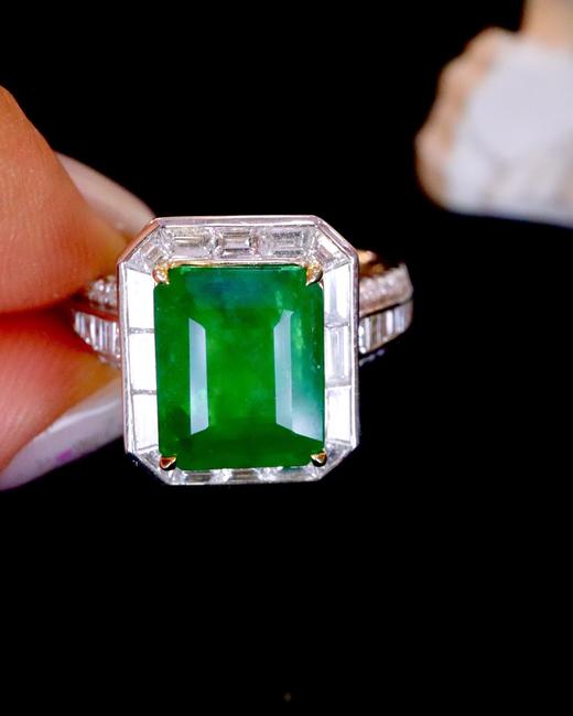 4.57ct 祖母绿戒指 商品图2