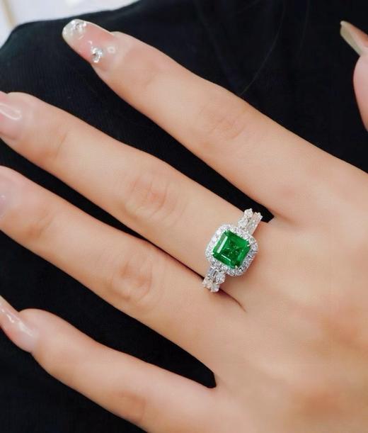 1.55ct 祖母绿戒指 商品图4