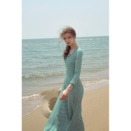 HeyDress大U领连衣裙女春秋法式撞色条纹收腰设计感修身针织裙子 商品图1