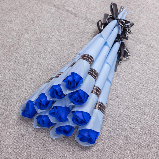 【10支装】十全十美，玫瑰、康乃馨交相辉映。软绵绵的香皂花，在指尖轻柔滑过，释放出芬芳的香气。送情人，送母亲，送老师，送自己，总有一份礼物能打动你的心！七夕情人节礼物 商品图9