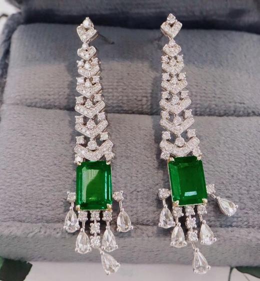 3.9ct 祖母绿耳环 商品图2