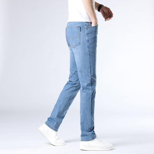 赤兔嗨购男装宽松直筒弹力不束缚牛仔裤2024年秋冬新款水洗蓝色长裤宽腿 商品图4