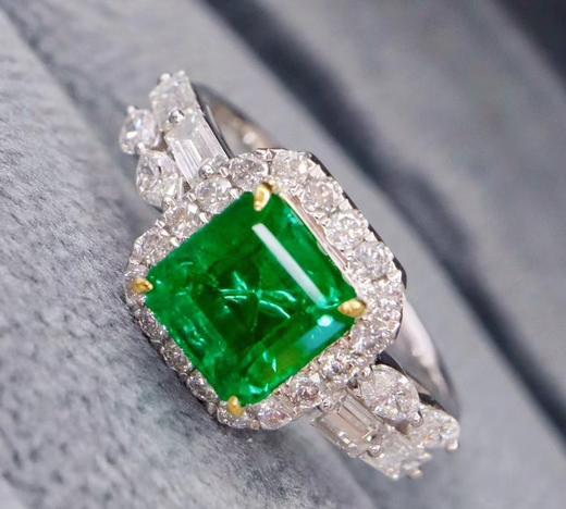 1.55ct 祖母绿戒指 商品图3