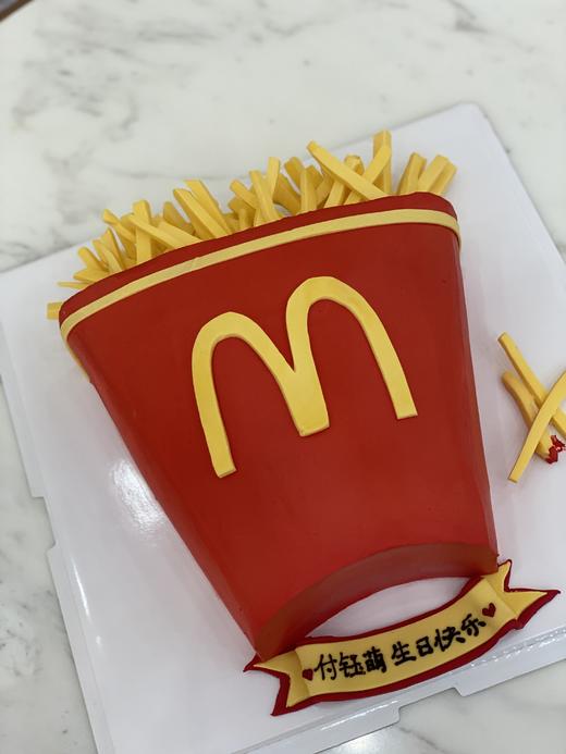 M记薯条造型翻糖(一层夹心，高度约8cm，长度约26cm) 商品图0