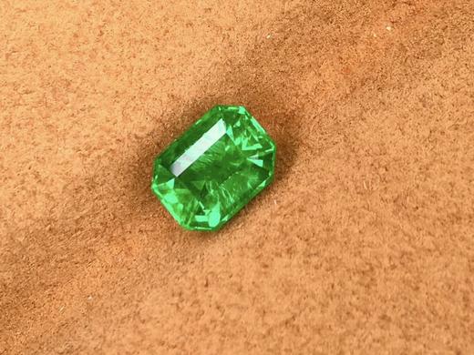 2.29ct 祖母绿裸石 商品图0