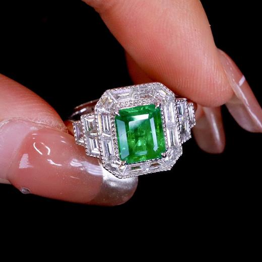 1.30ct 祖母绿戒指 商品图3