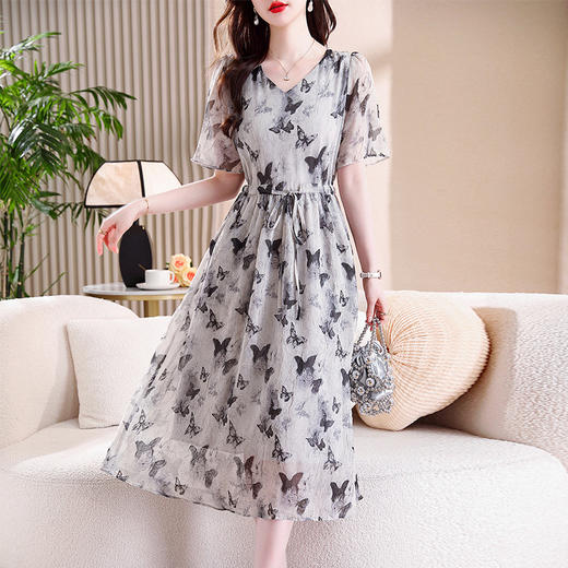雀说新款印花减龄v领花边系带收腰显瘦短袖中长裙AL9775 商品图1