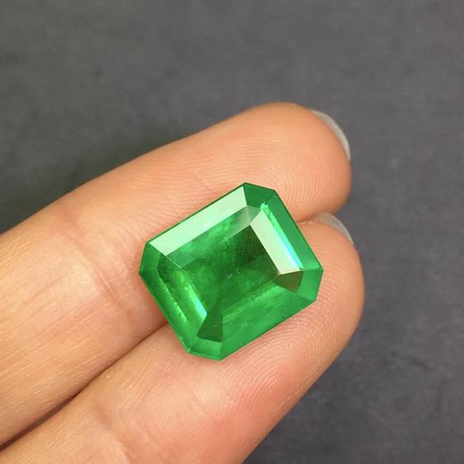 5.36ct 祖母绿裸石 商品图2