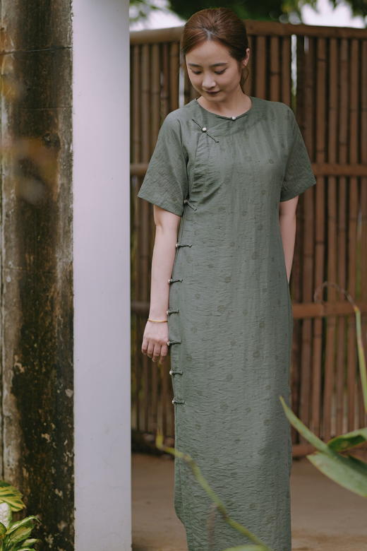 圆领插肩袖旗袍Q1066 商品图2